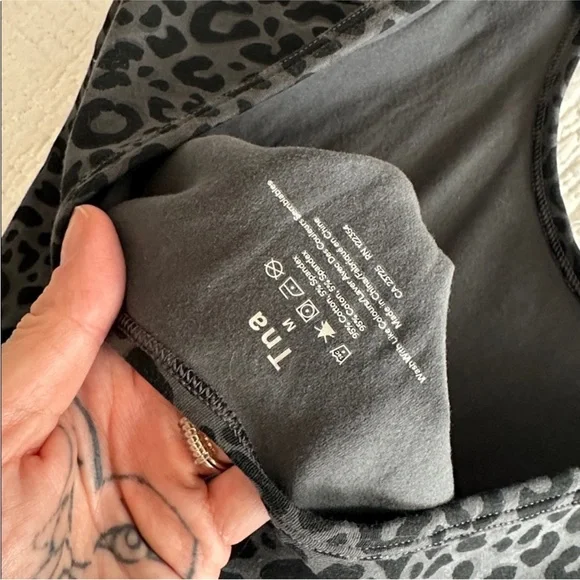 Medium Patterned Bodysuit Bundle - Picture 7 of 11